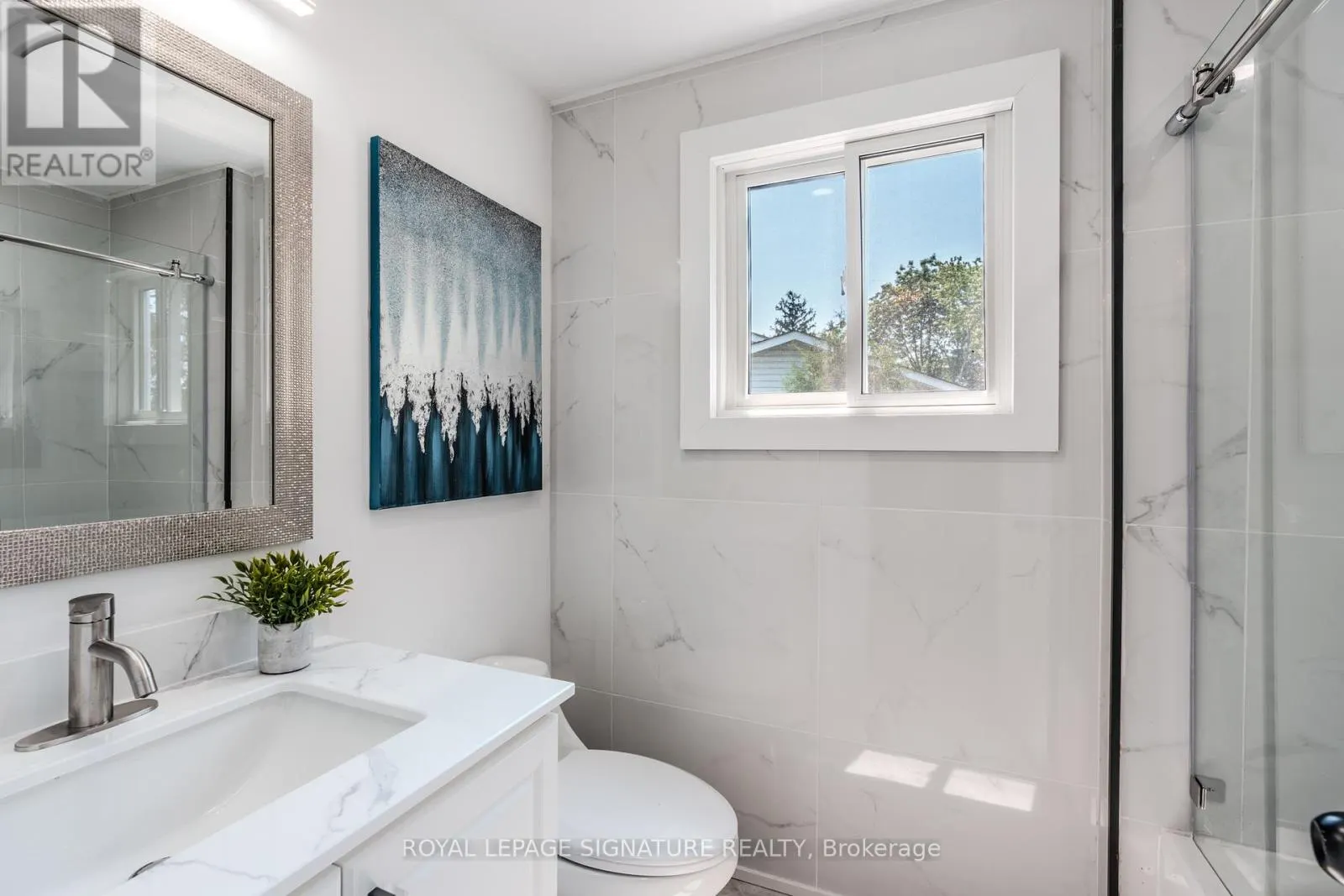 10 GRASSMERE COURT