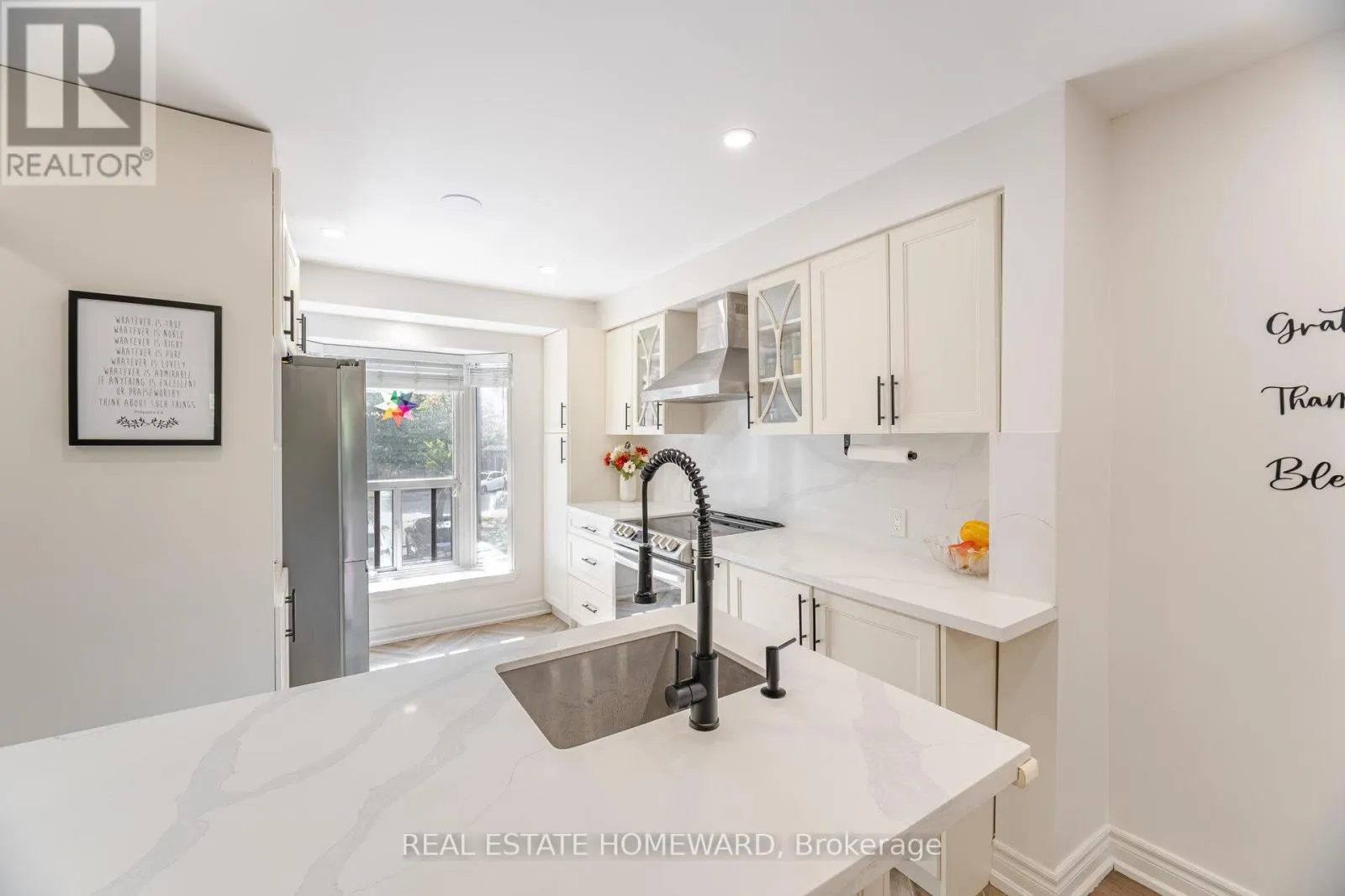 28 - 229 JEFFERY STREET