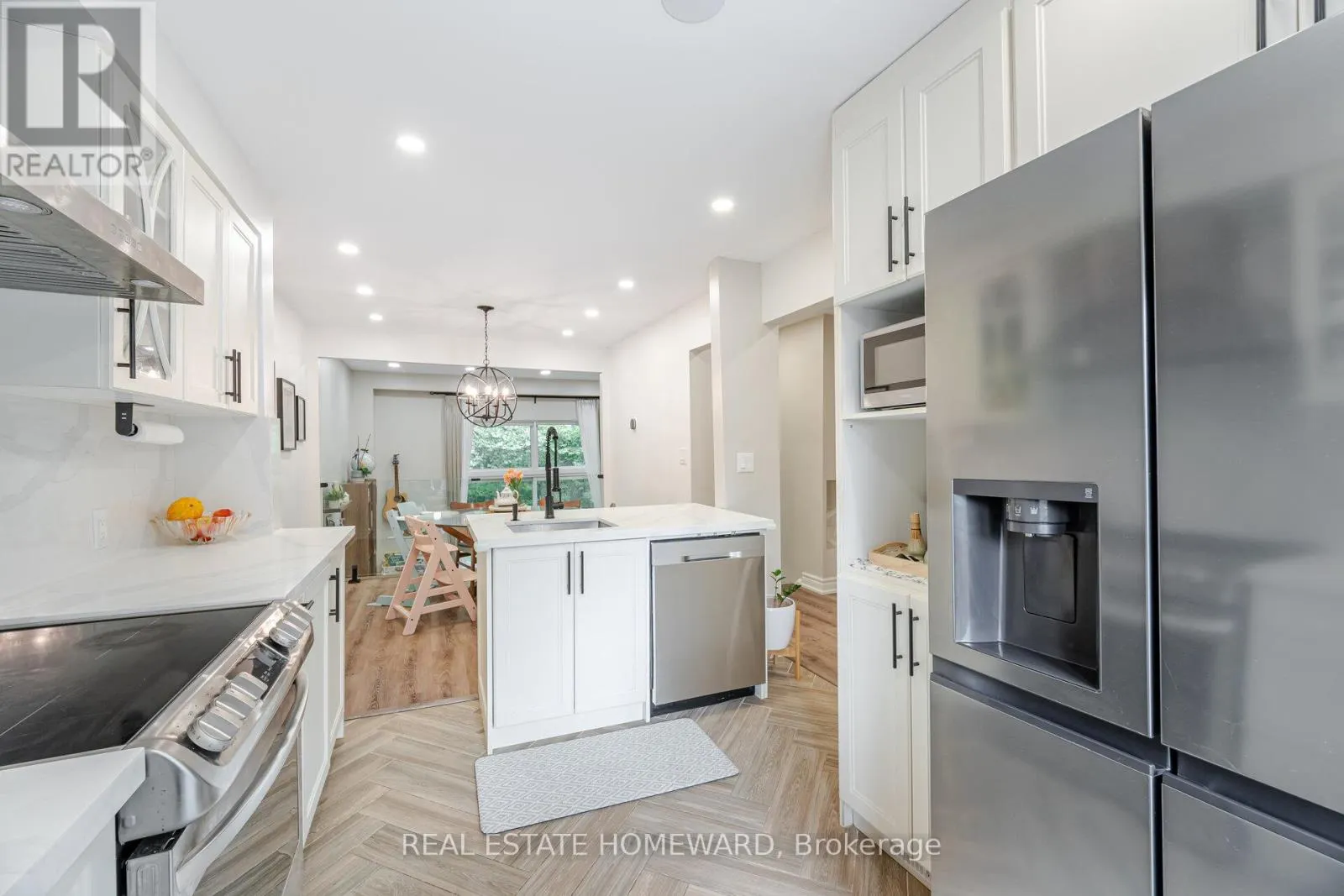 28 - 229 JEFFERY STREET
