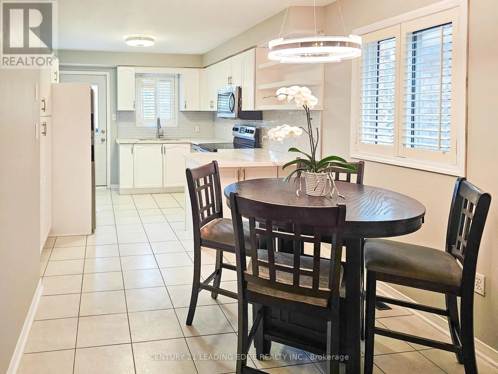 9 PORTAGE TRAIL