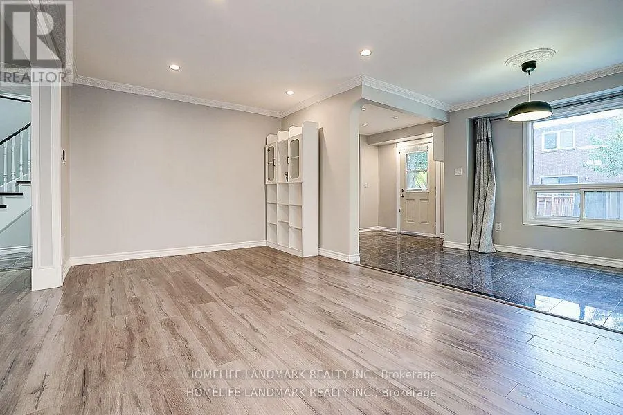 15 SAINTSBURY SQUARE