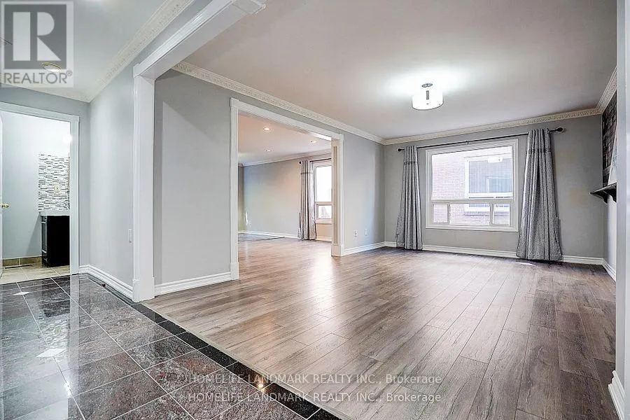 15 SAINTSBURY SQUARE
