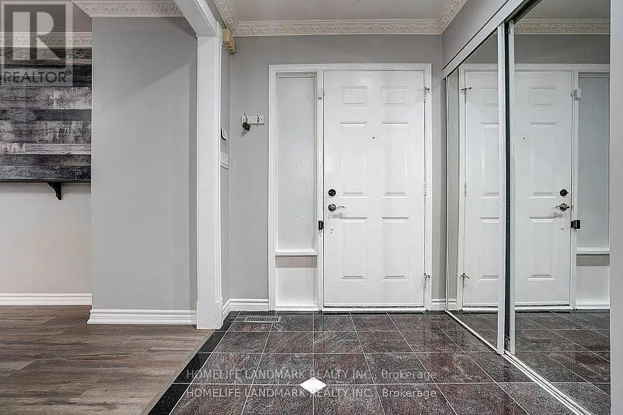 15 SAINTSBURY SQUARE
