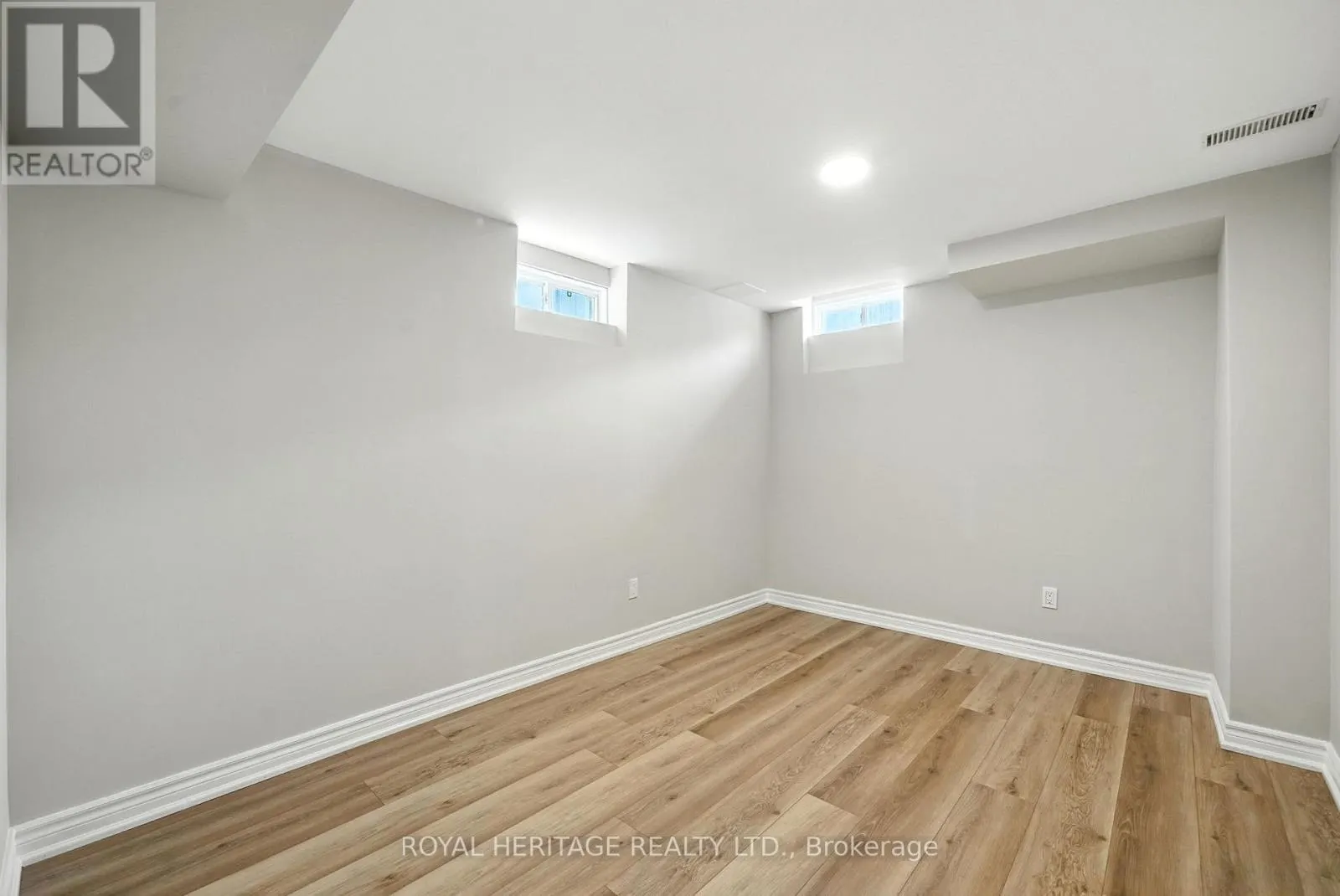 159 CARNWITH DRIVE E