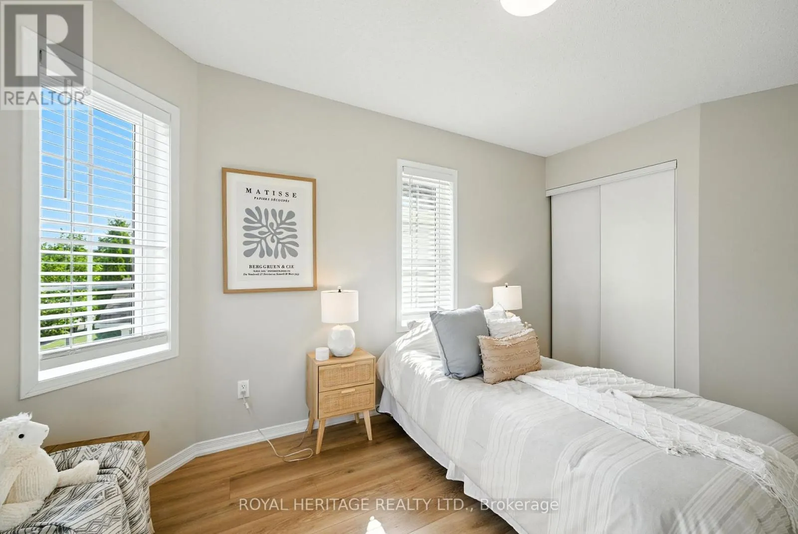 159 CARNWITH DRIVE E