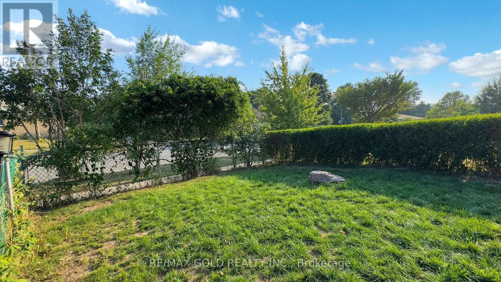 42 MURISON BOULEVARD