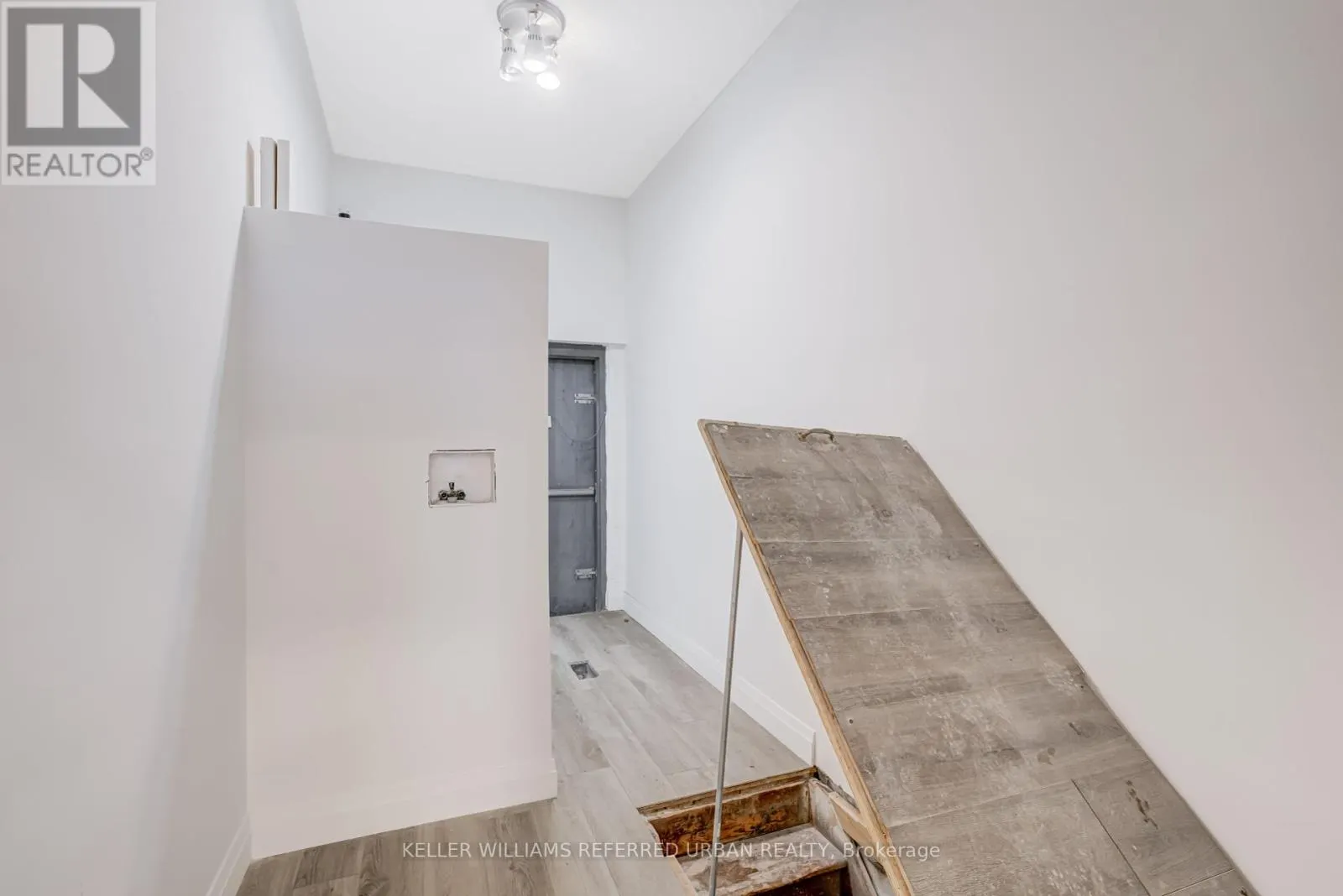 499 DANFORTH AVENUE