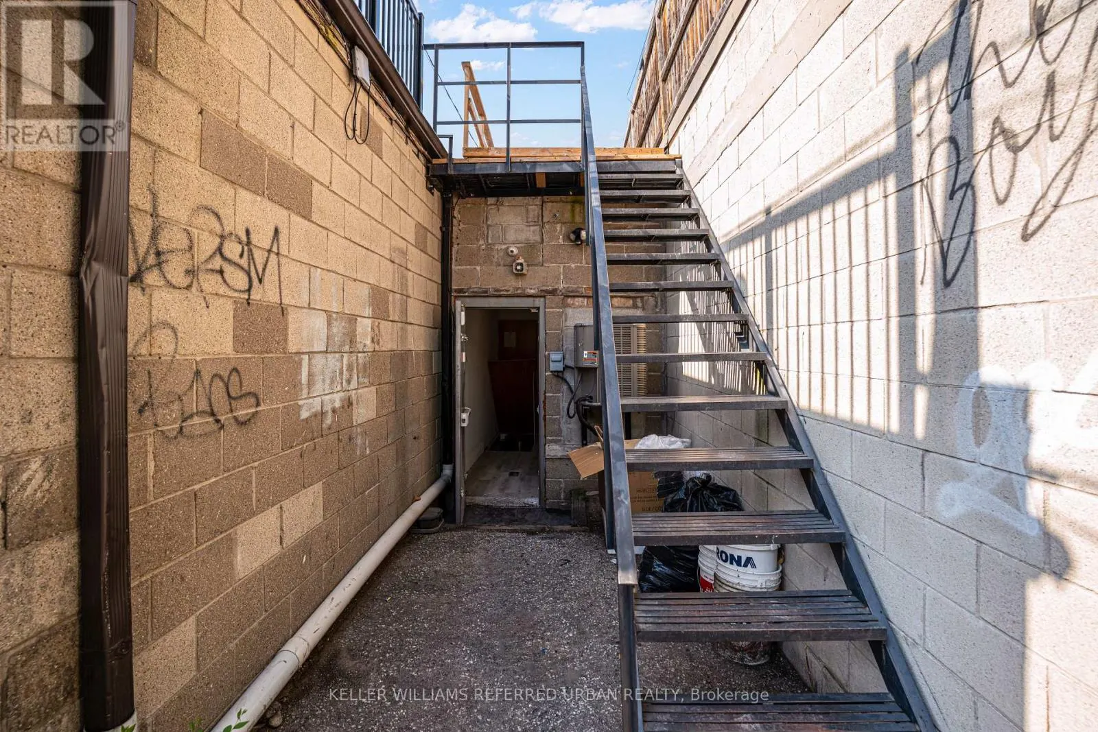 499 DANFORTH AVENUE