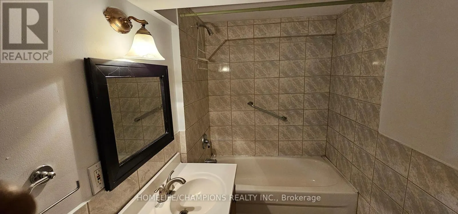 55 CENTRAL PARK BOULEVARD N