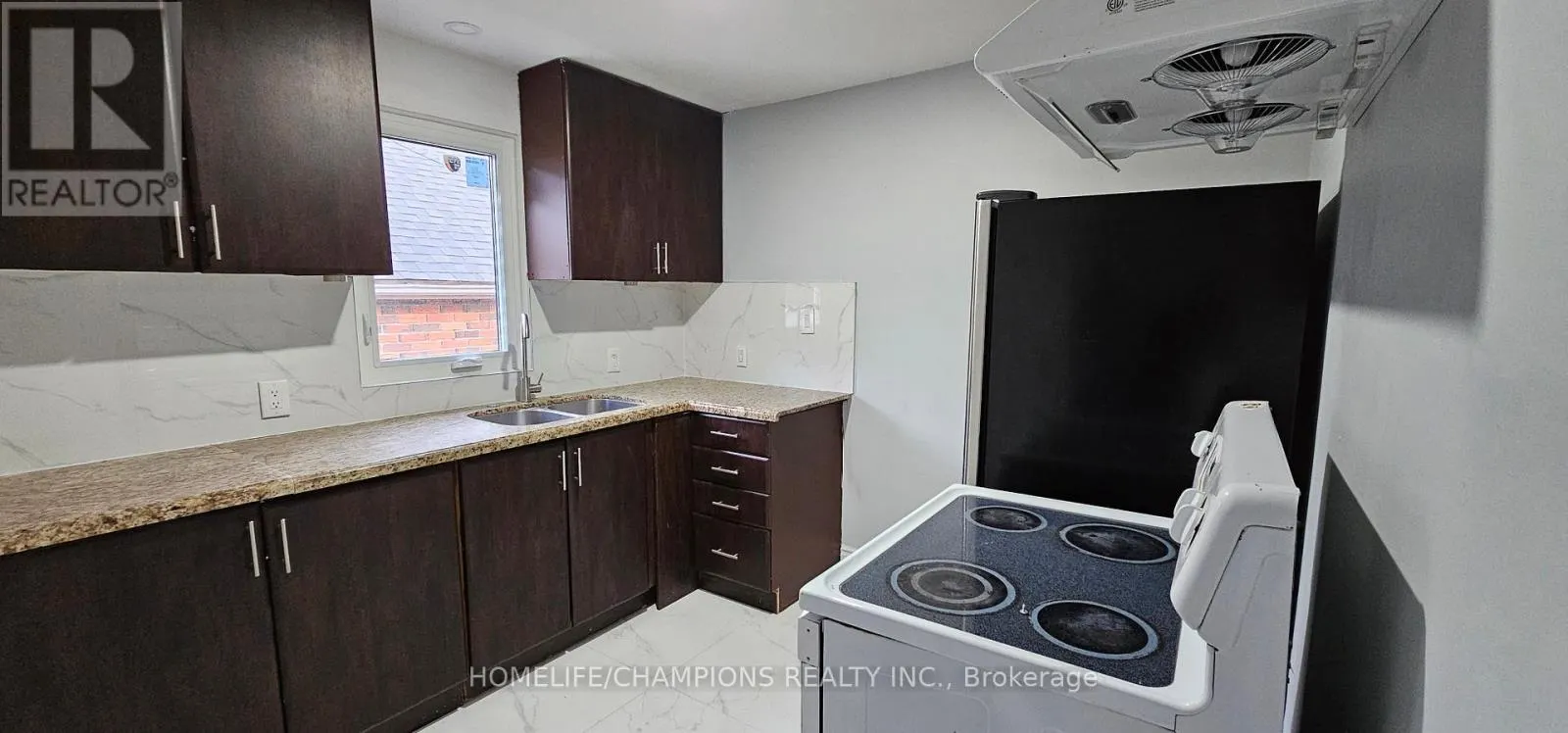 55 CENTRAL PARK BOULEVARD N