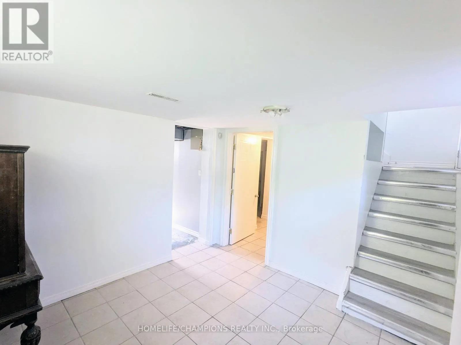 55 CENTRAL PARK BOULEVARD N