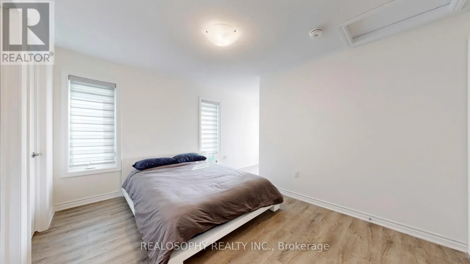 211 1034 RELECTION PLACE