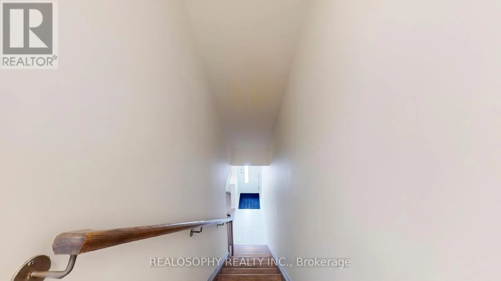 211 1034 RELECTION PLACE