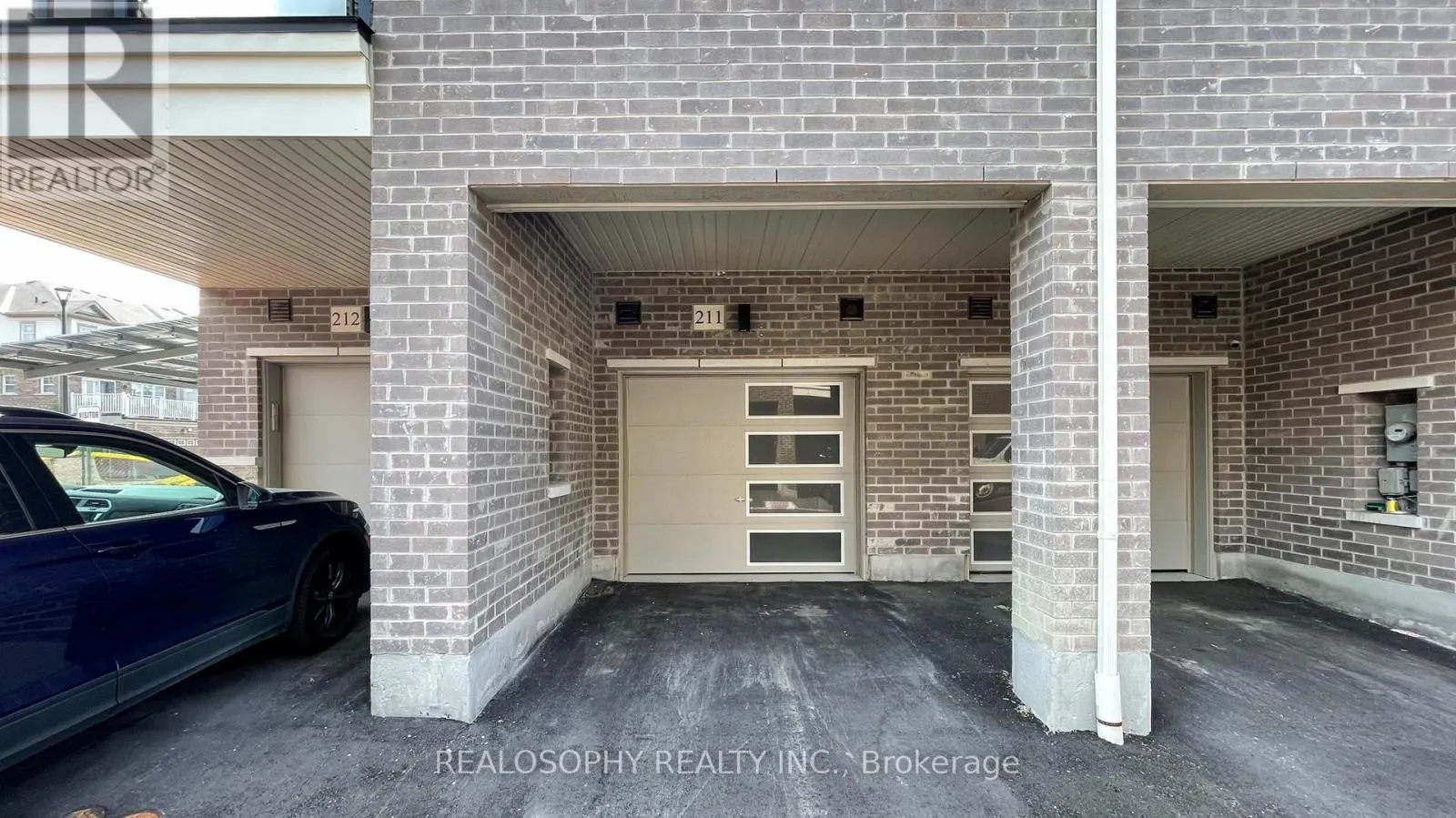 211 1034 RELECTION PLACE