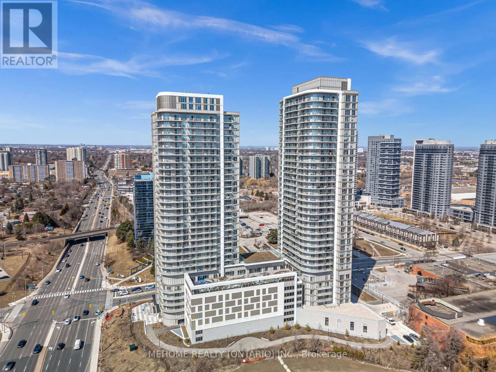 3326 - 2031 KENNEDY ROAD