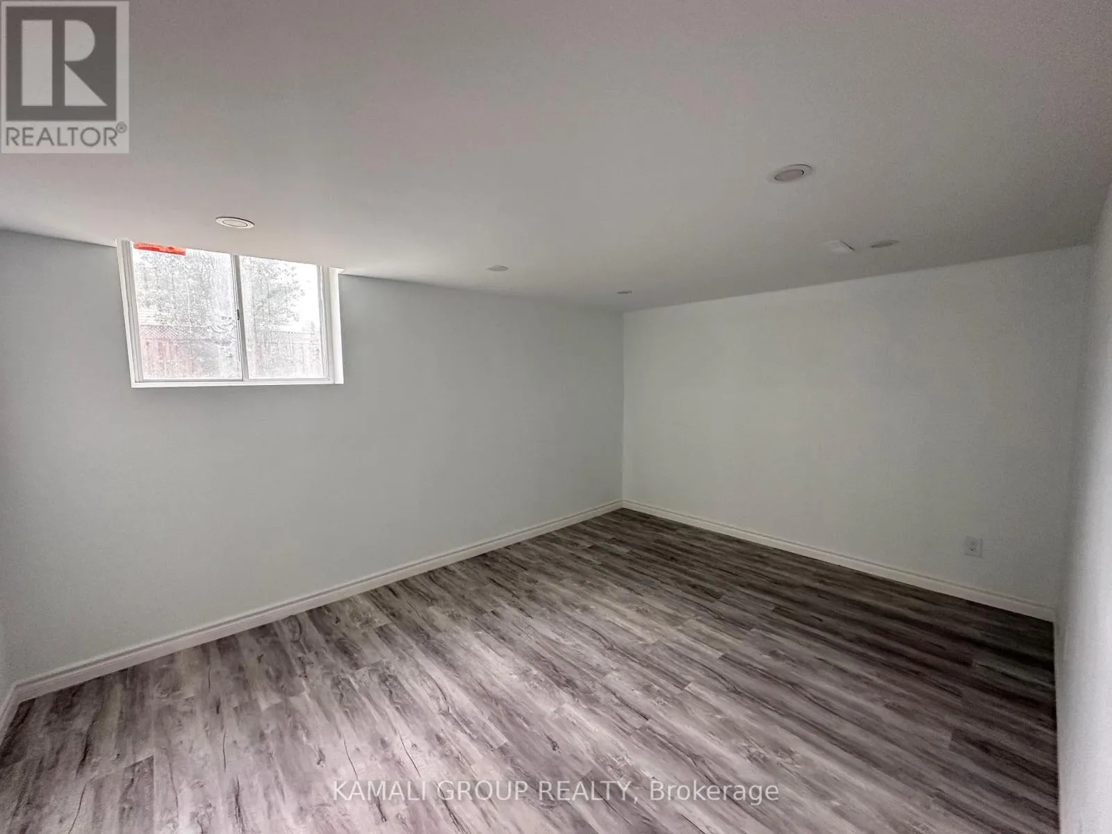 BSMT - 25 LEWIN CRESCENT