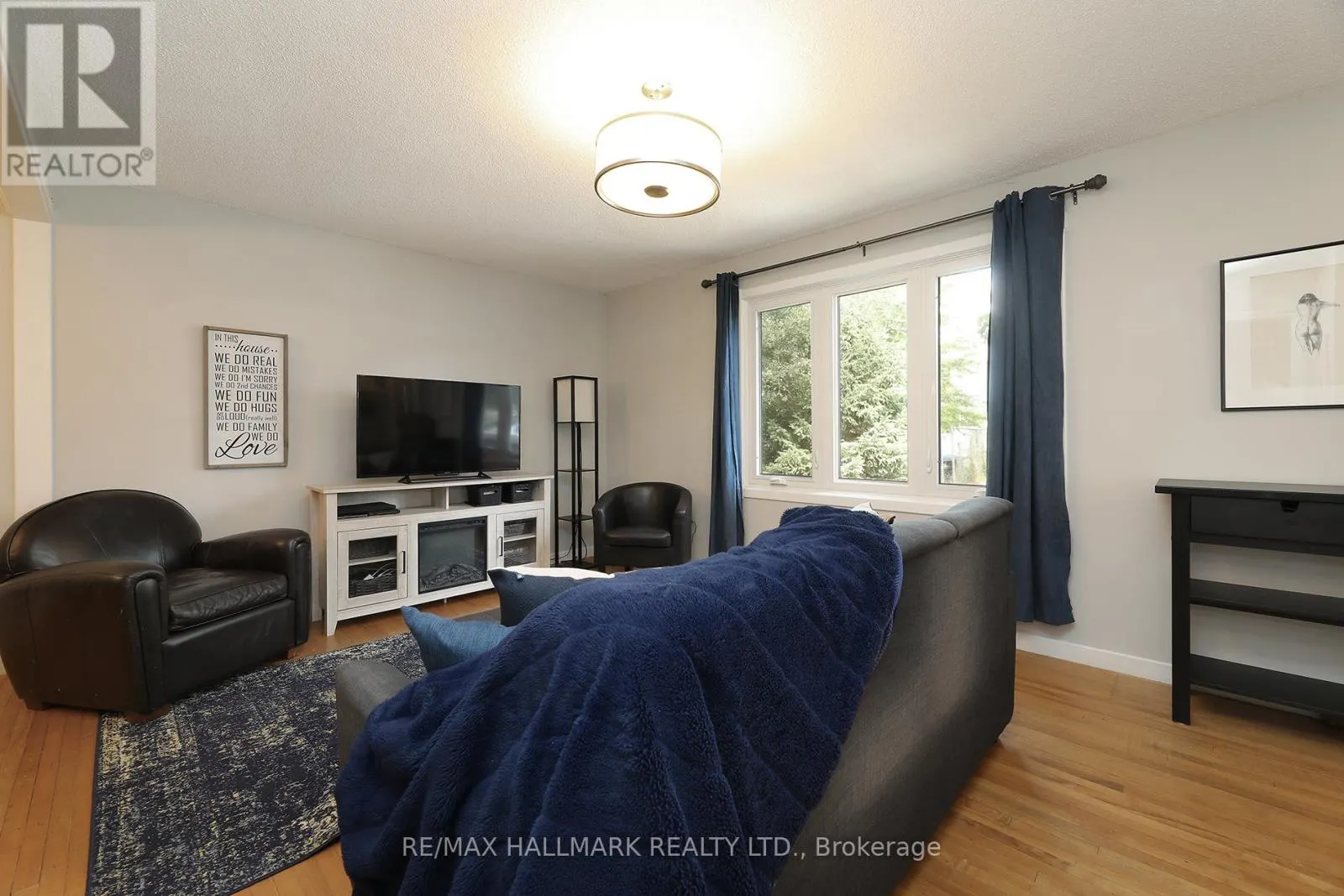 1 FURNIVAL ROAD