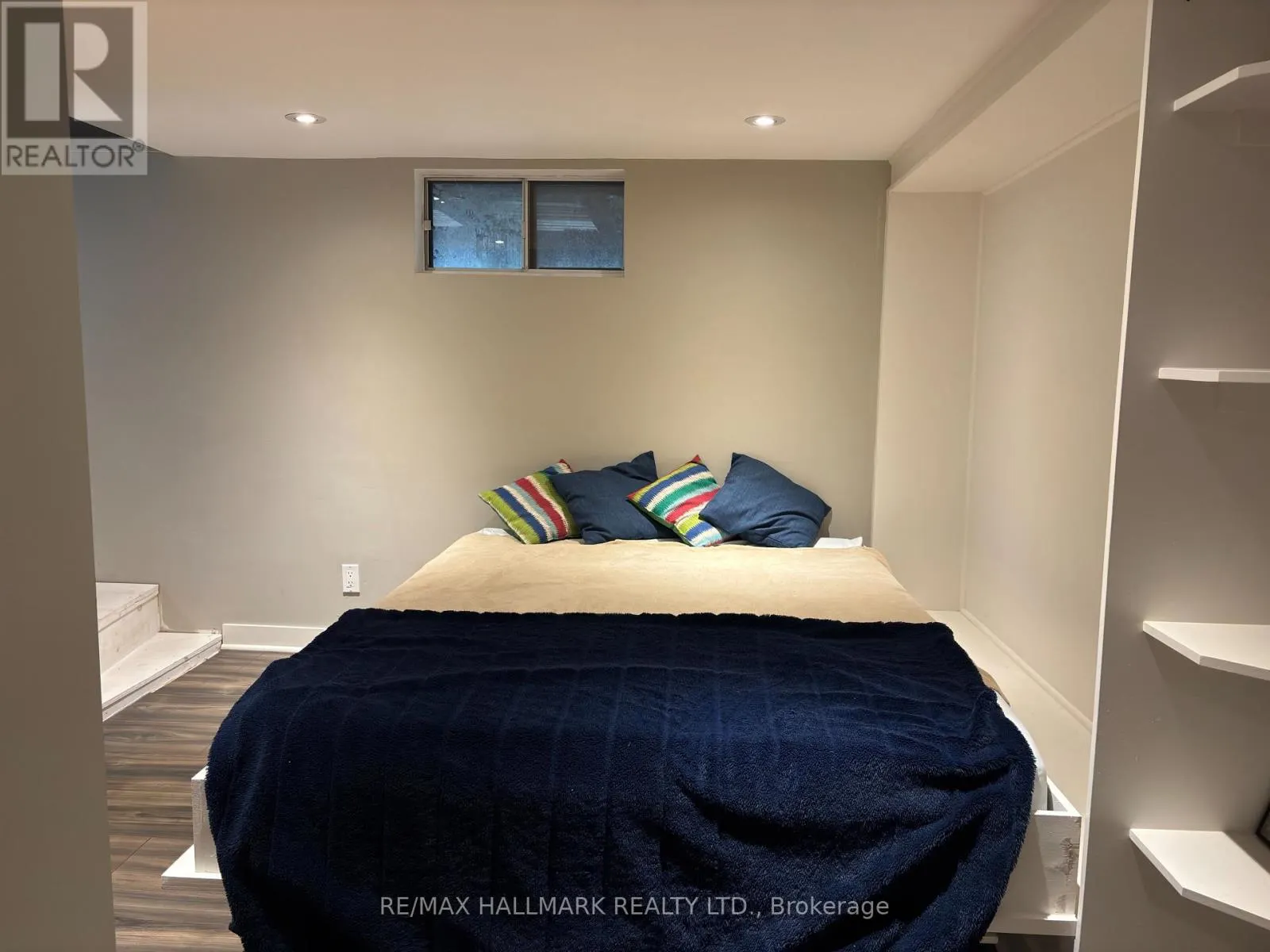1 FURNIVAL ROAD