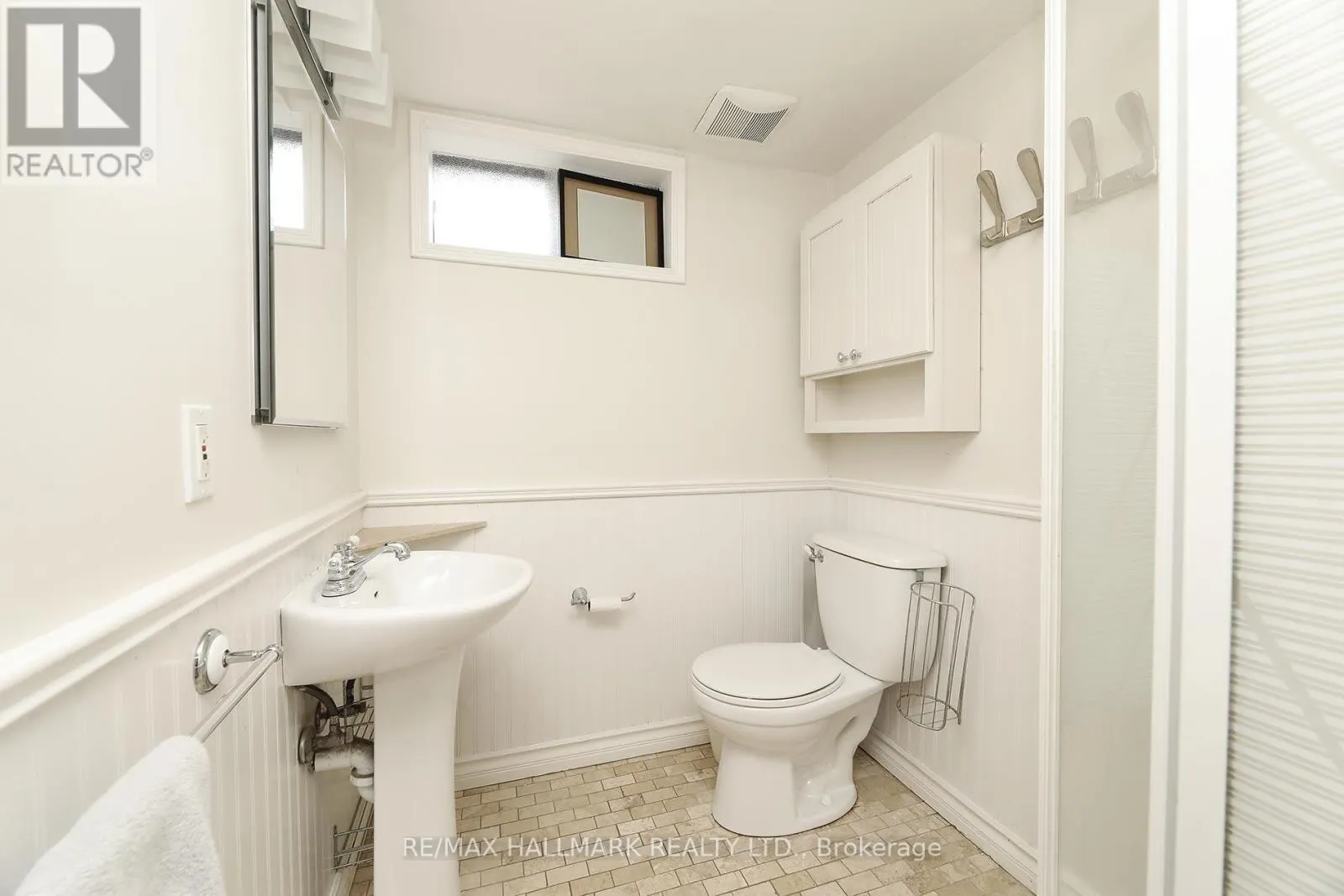 1 FURNIVAL ROAD