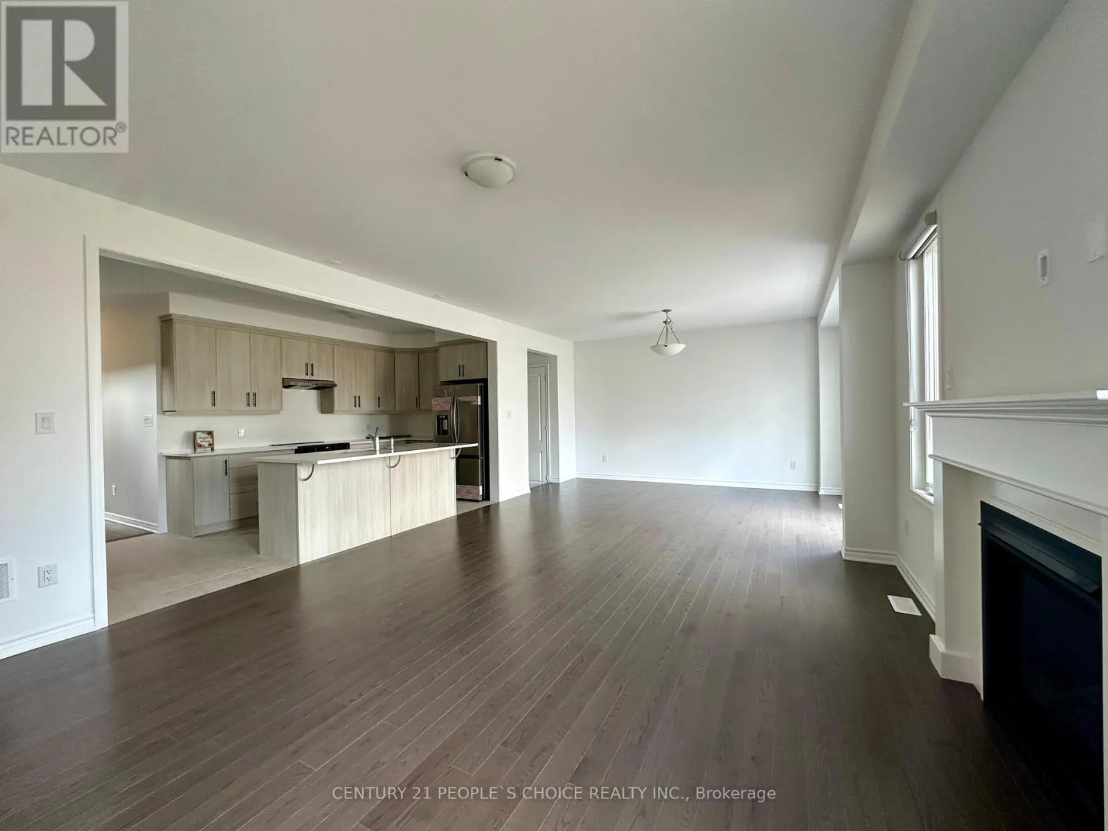 3323 MARCHINGTON SQUARE