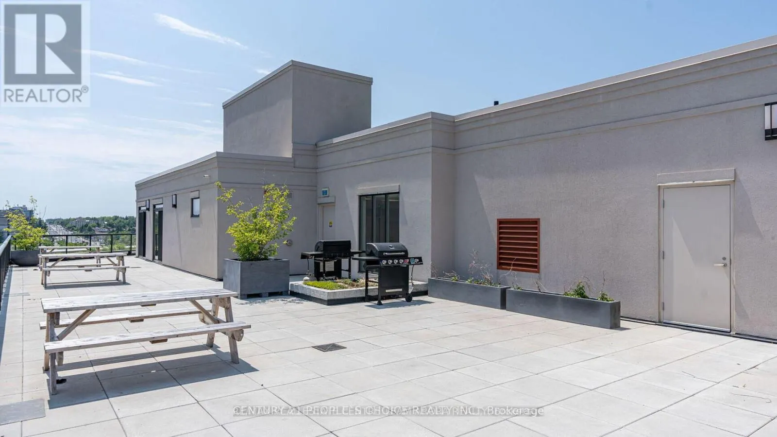 602 - 3655 KINGSTON ROAD