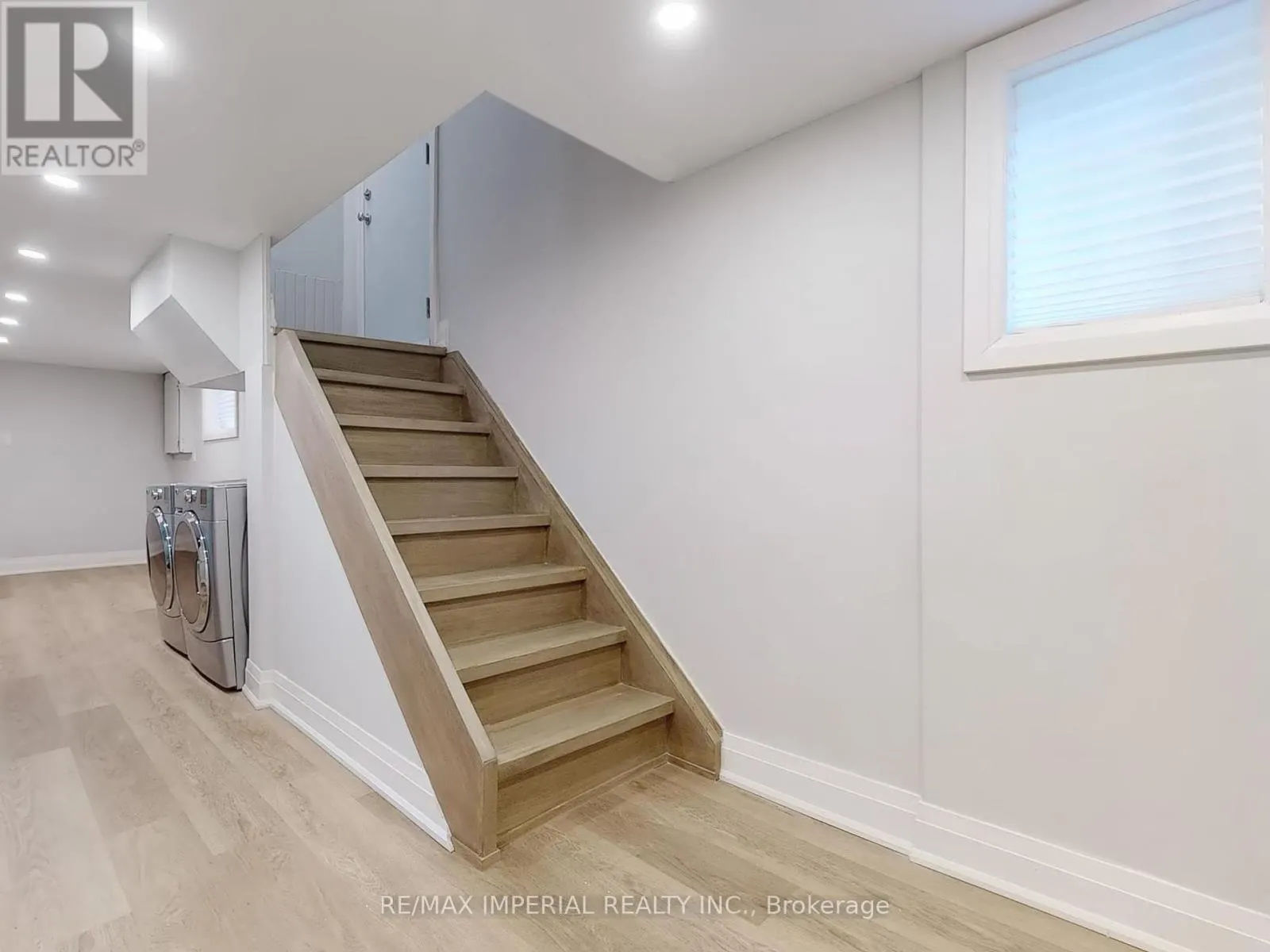 9 LESMOUNT AVENUE
