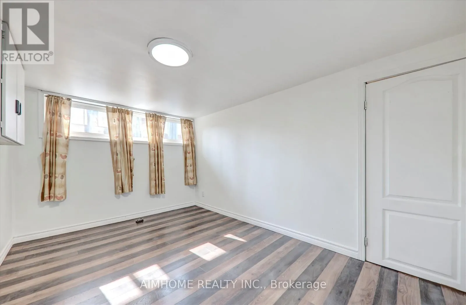 29 JEAVONS AVENUE