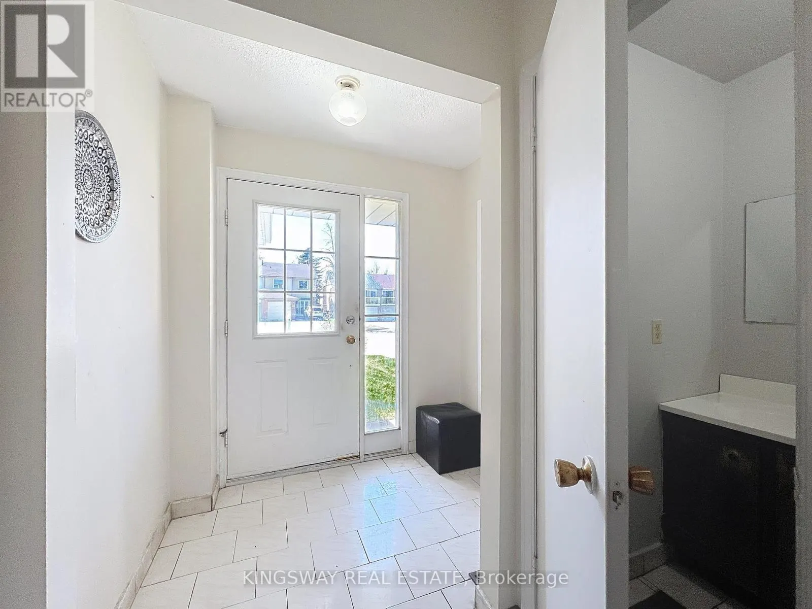 55 COPPERWOOD SQUARE