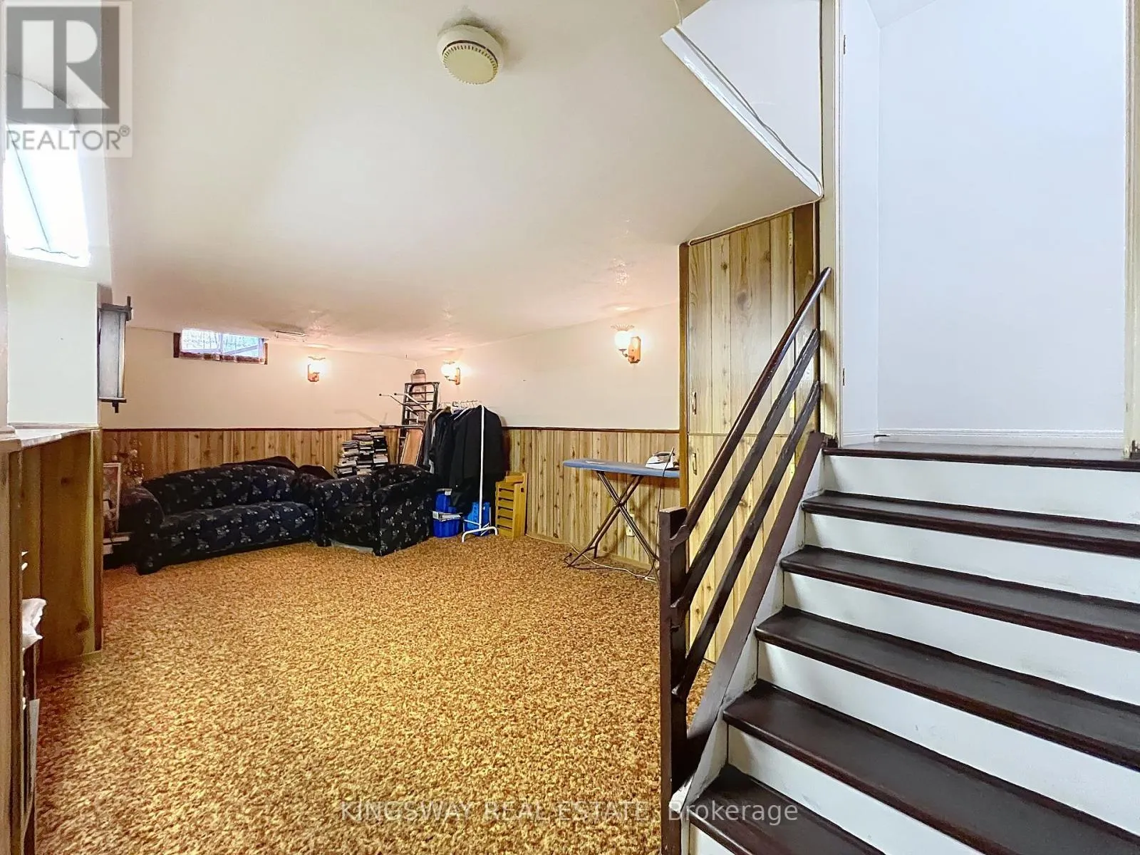 55 COPPERWOOD SQUARE