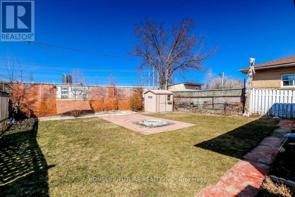 MAIN - 90 MOUNTLAND DRIVE