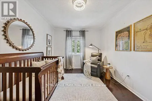20 REGATTA CRESCENT