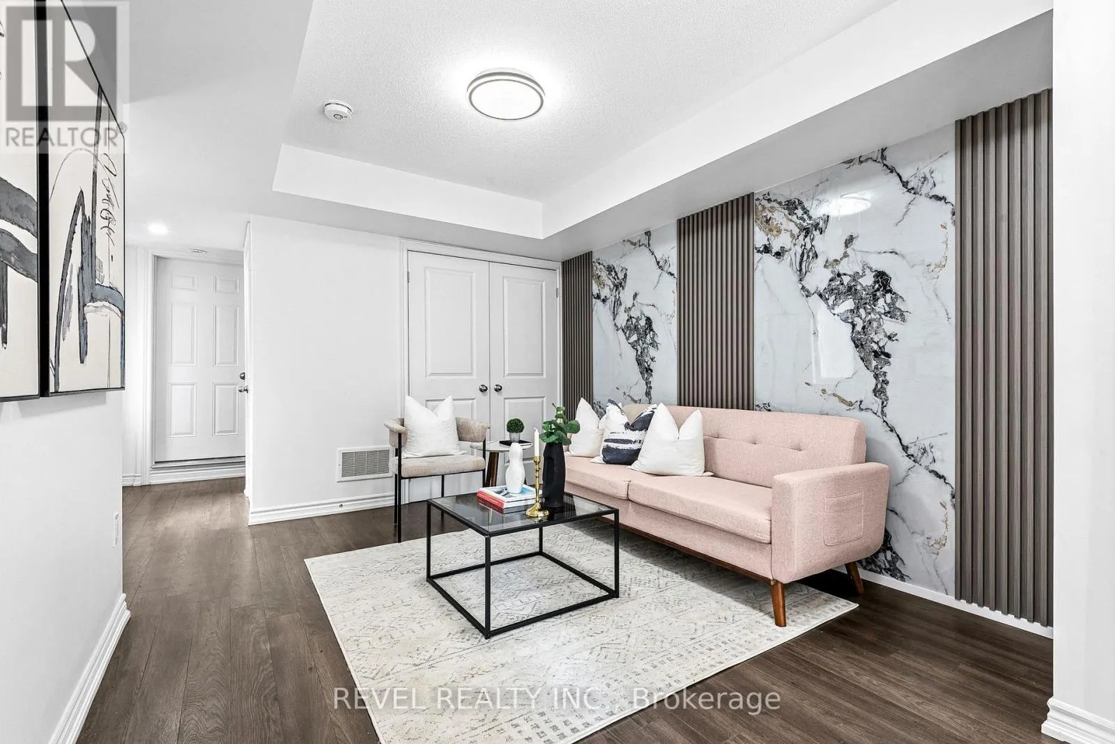 2621 GARRISON CROSSING