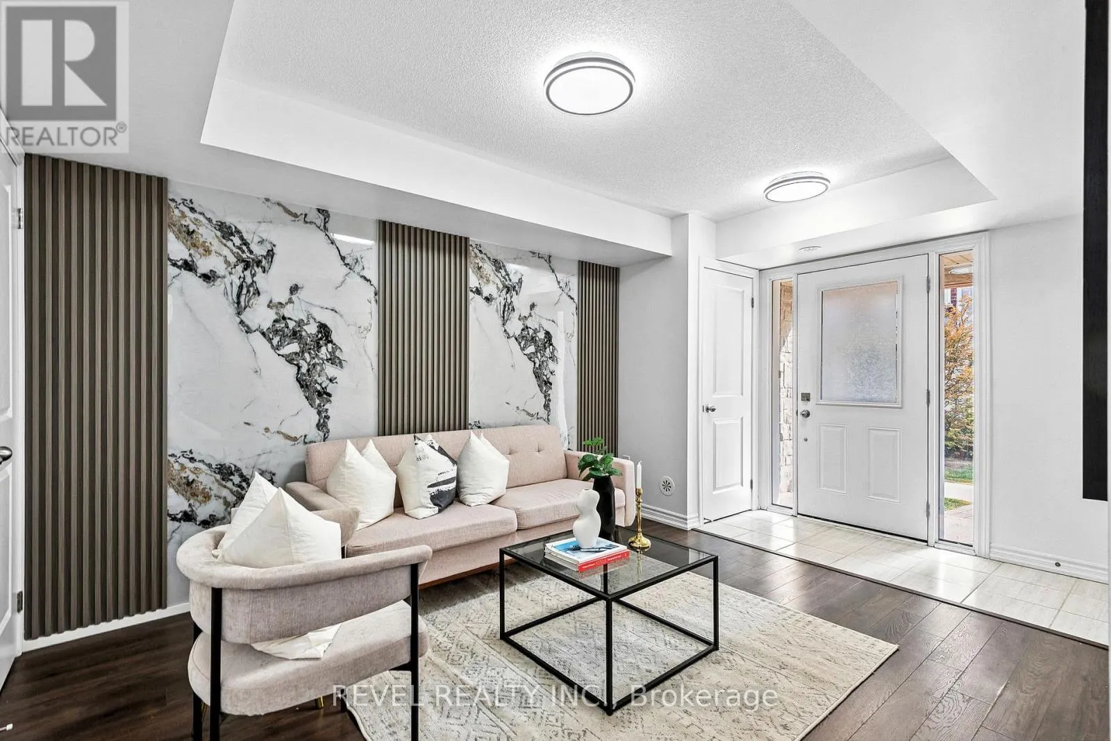2621 GARRISON CROSSING