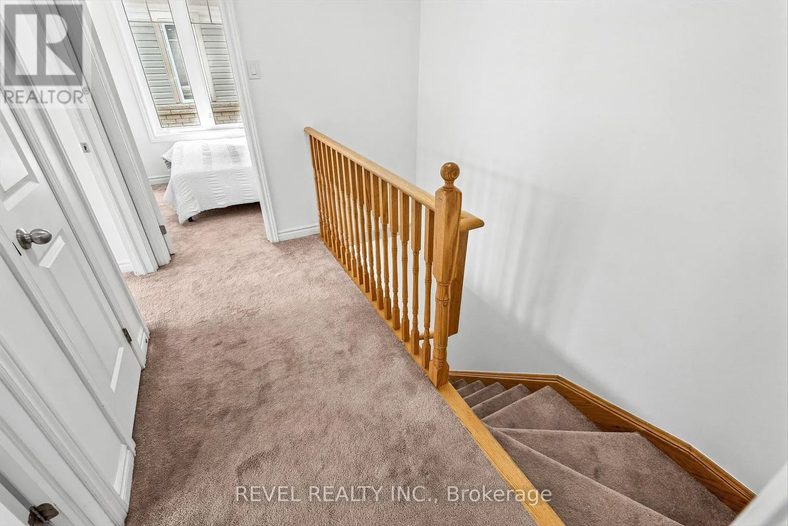 2621 GARRISON CROSSING