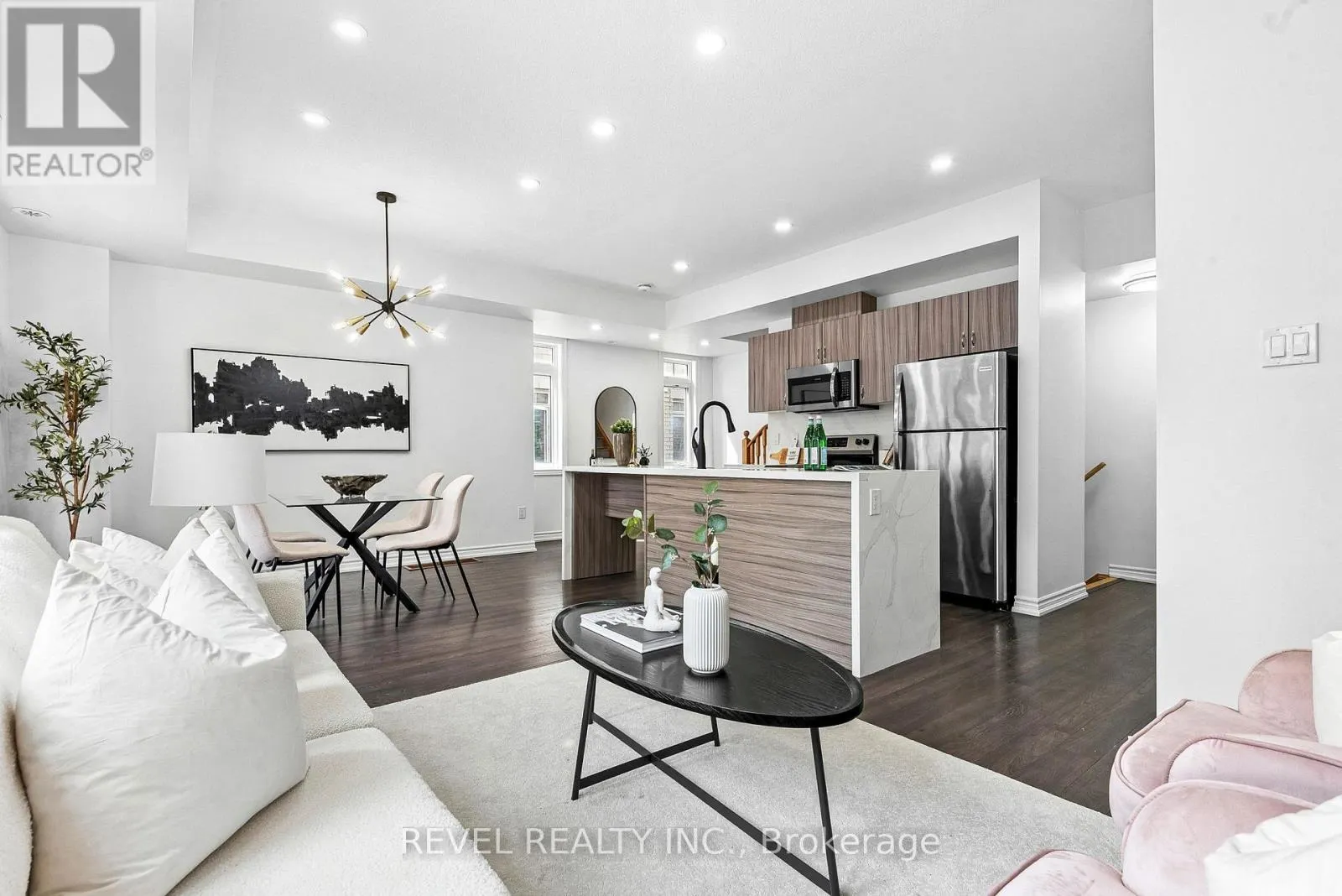 2621 GARRISON CROSSING