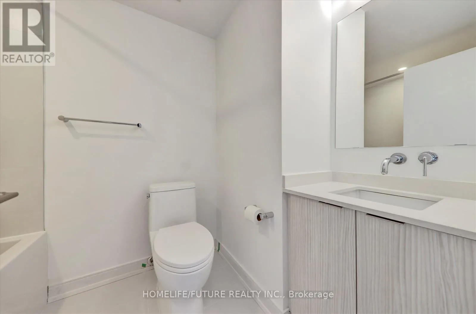 11 - 168 CLONMORE DRIVE
