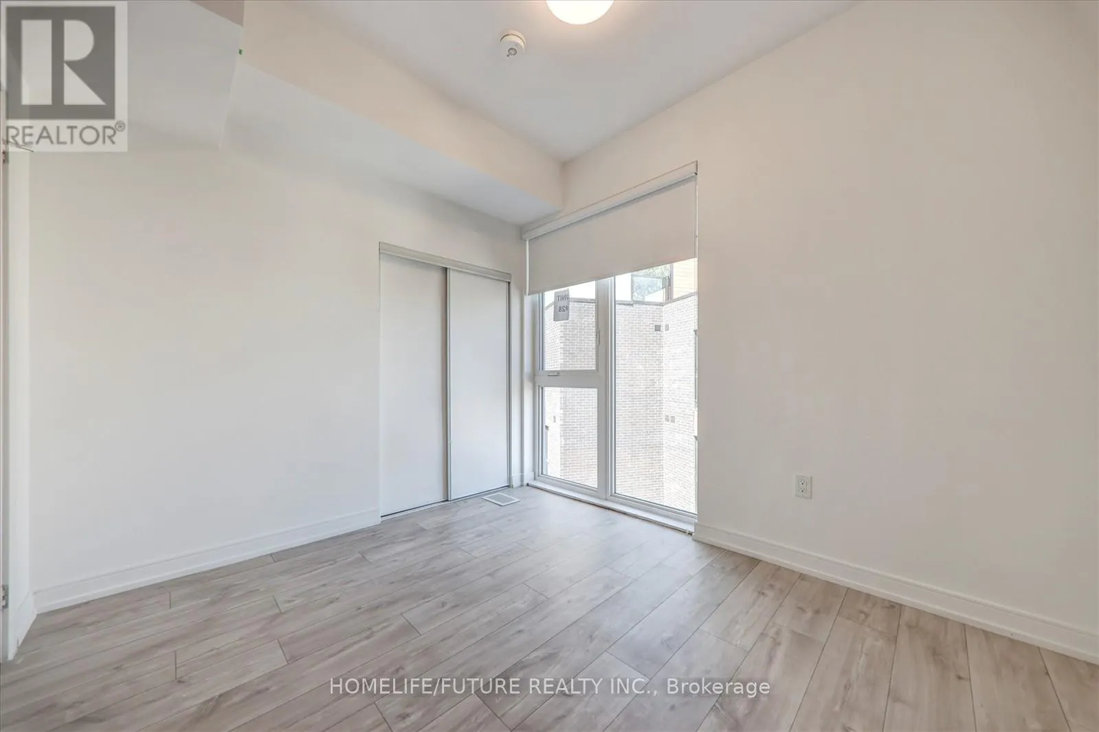 11 - 168 CLONMORE DRIVE