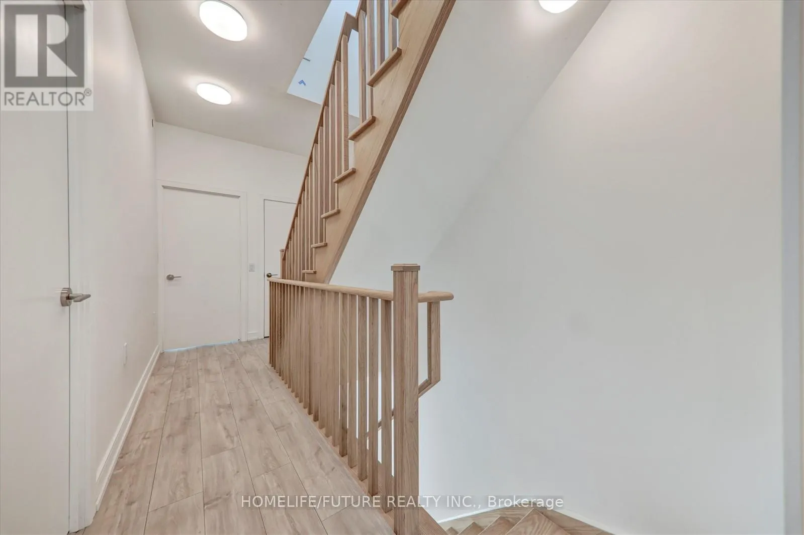 11 - 168 CLONMORE DRIVE