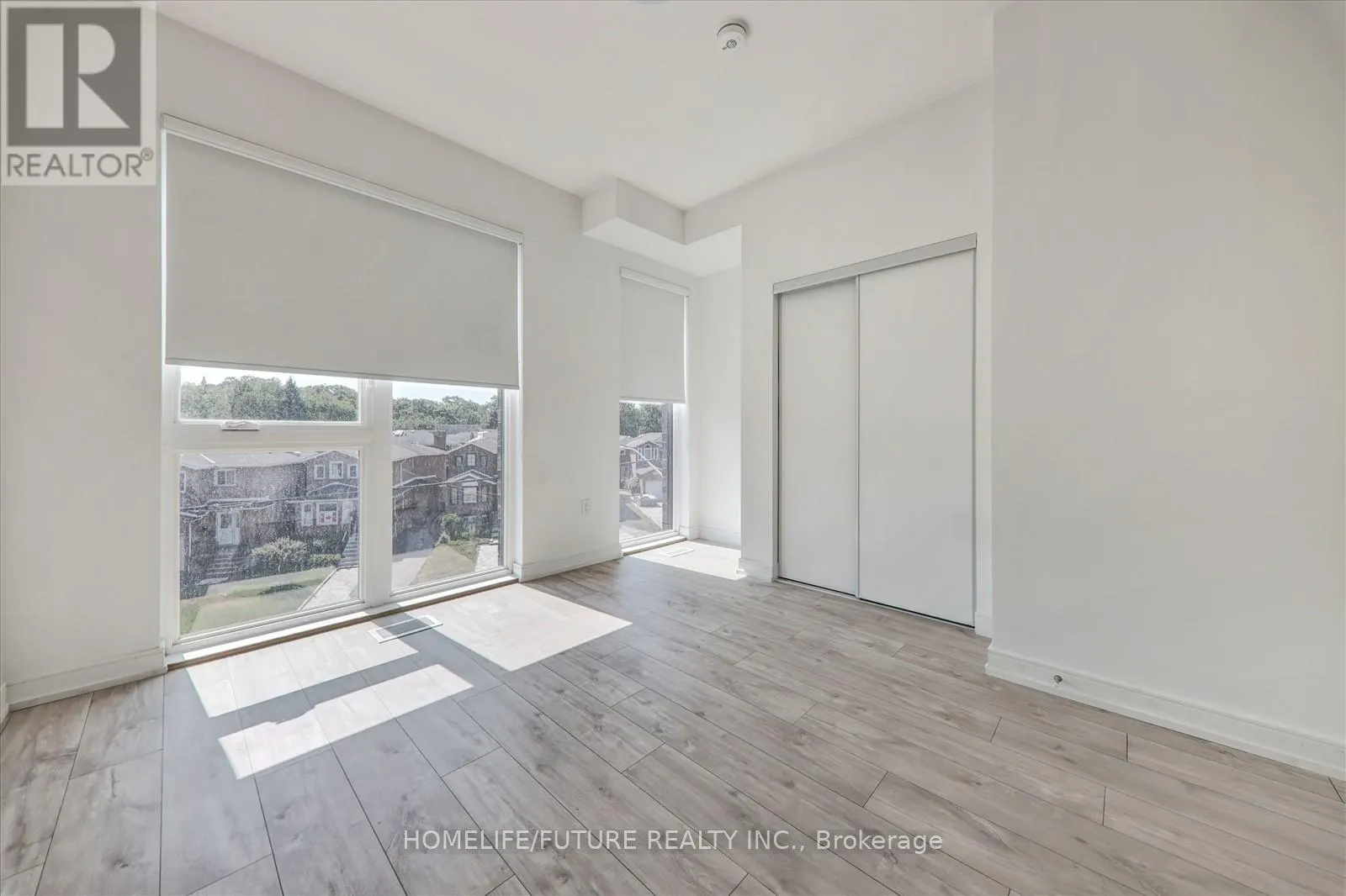 11 - 168 CLONMORE DRIVE