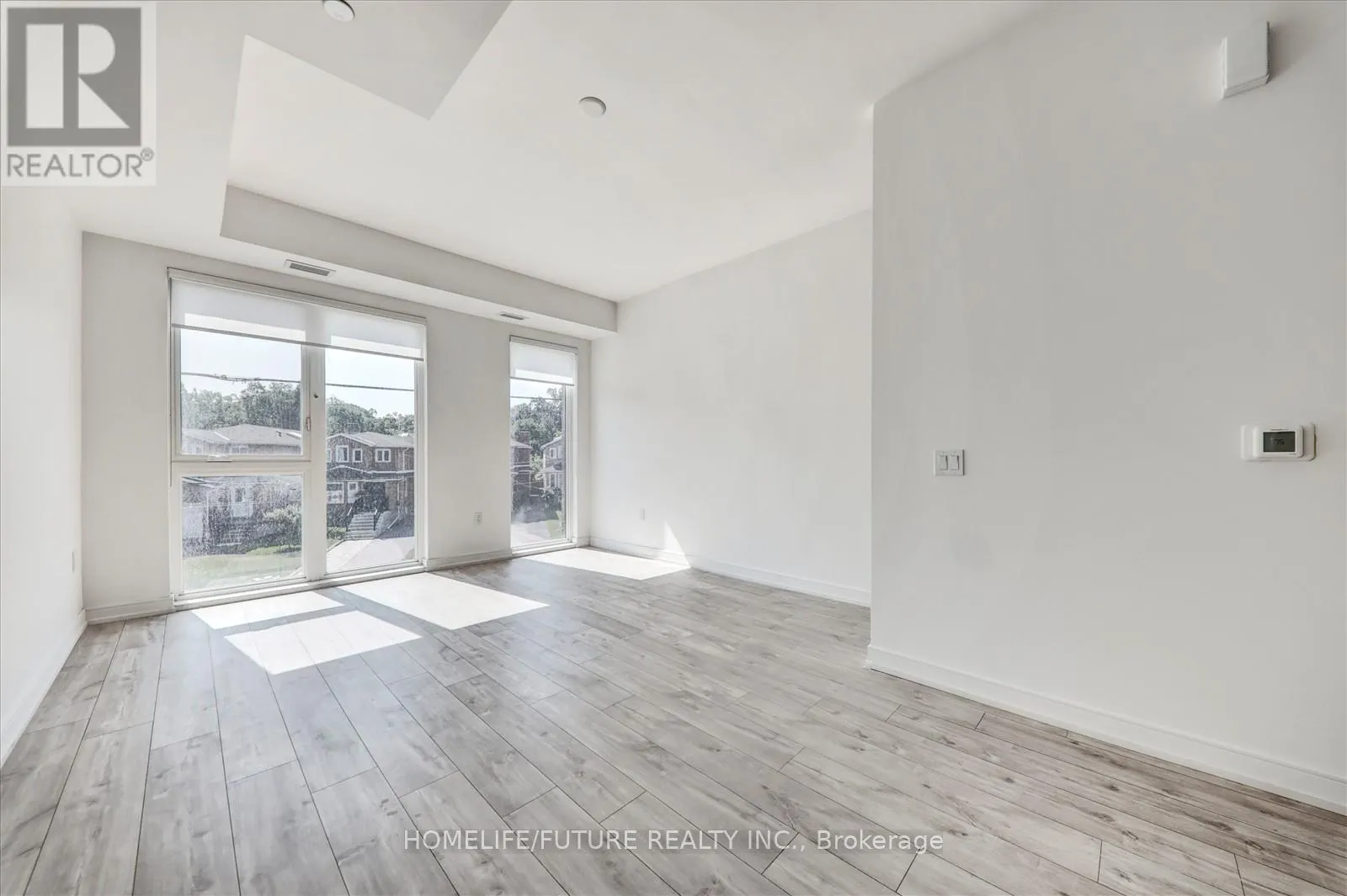 11 - 168 CLONMORE DRIVE