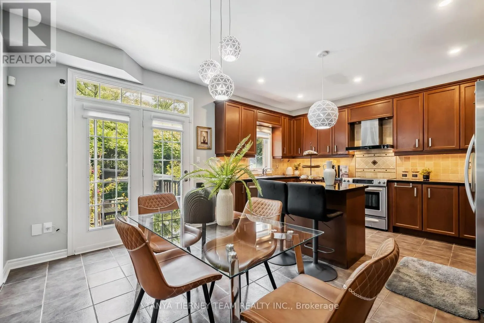 165 RIVERS EDGE PLACE