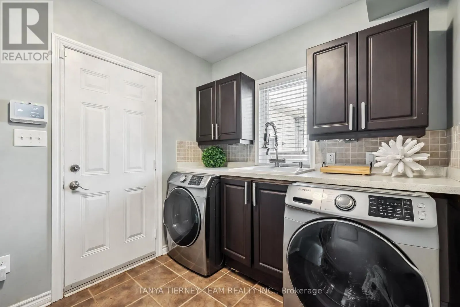 165 RIVERS EDGE PLACE