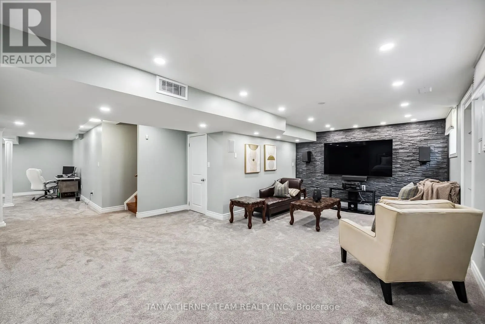 165 RIVERS EDGE PLACE
