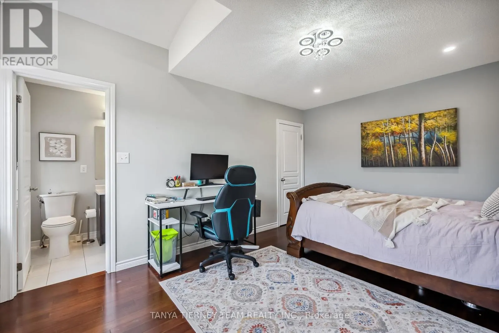 165 RIVERS EDGE PLACE