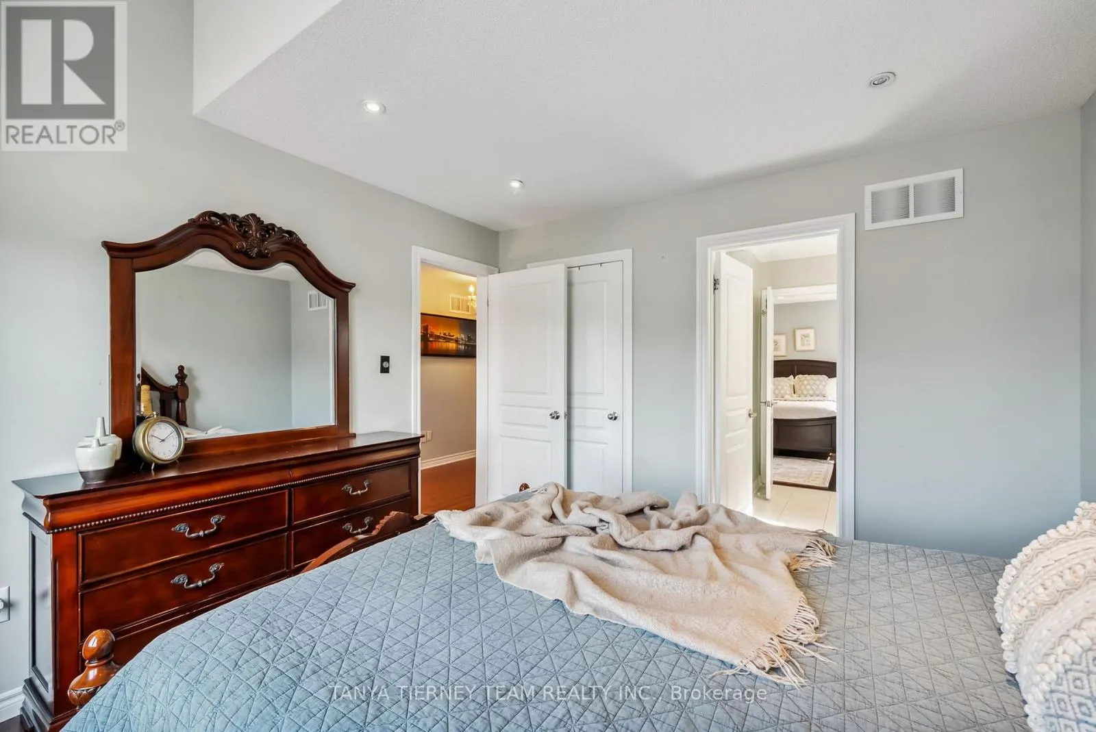 165 RIVERS EDGE PLACE