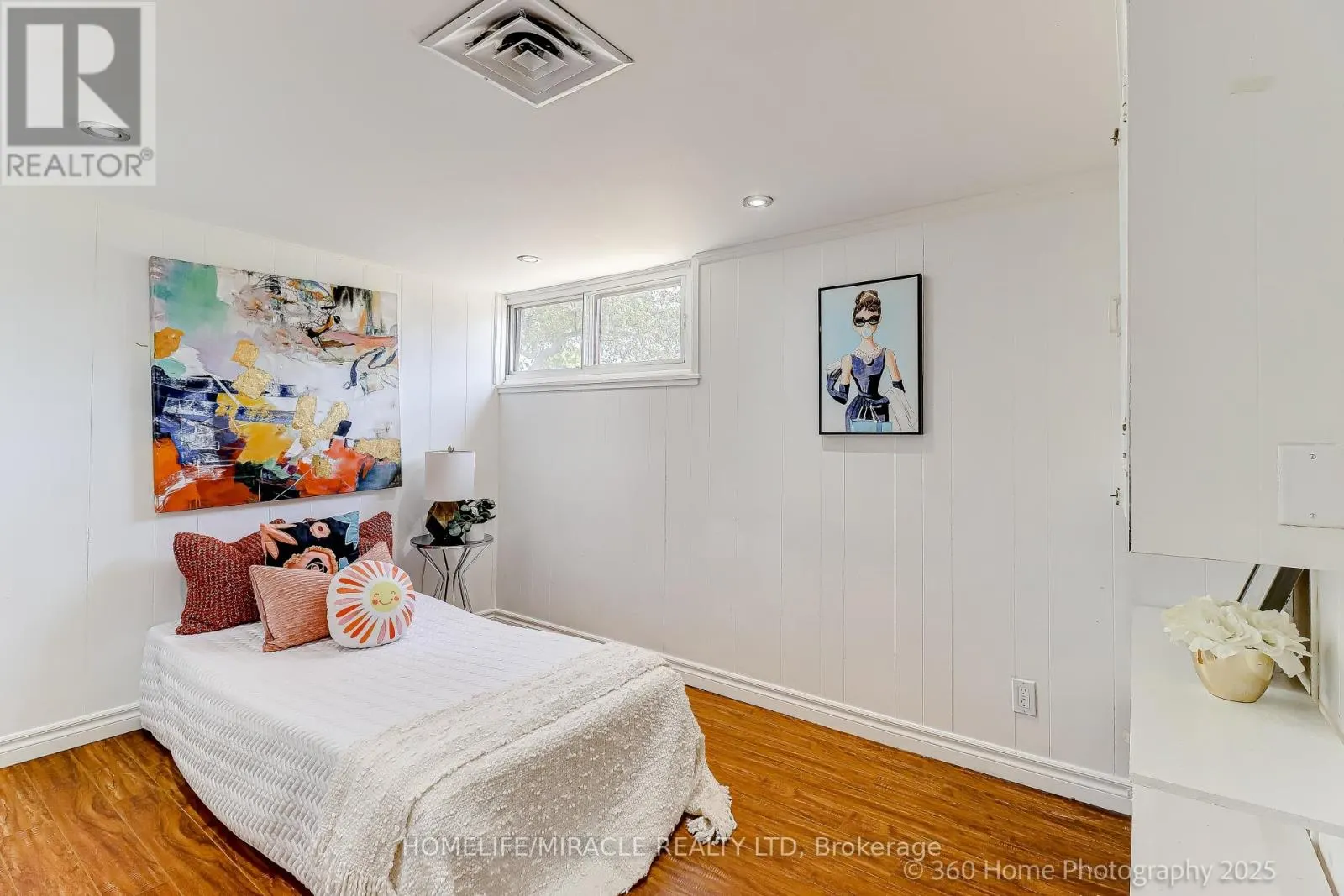 34 MERRIAN ROAD