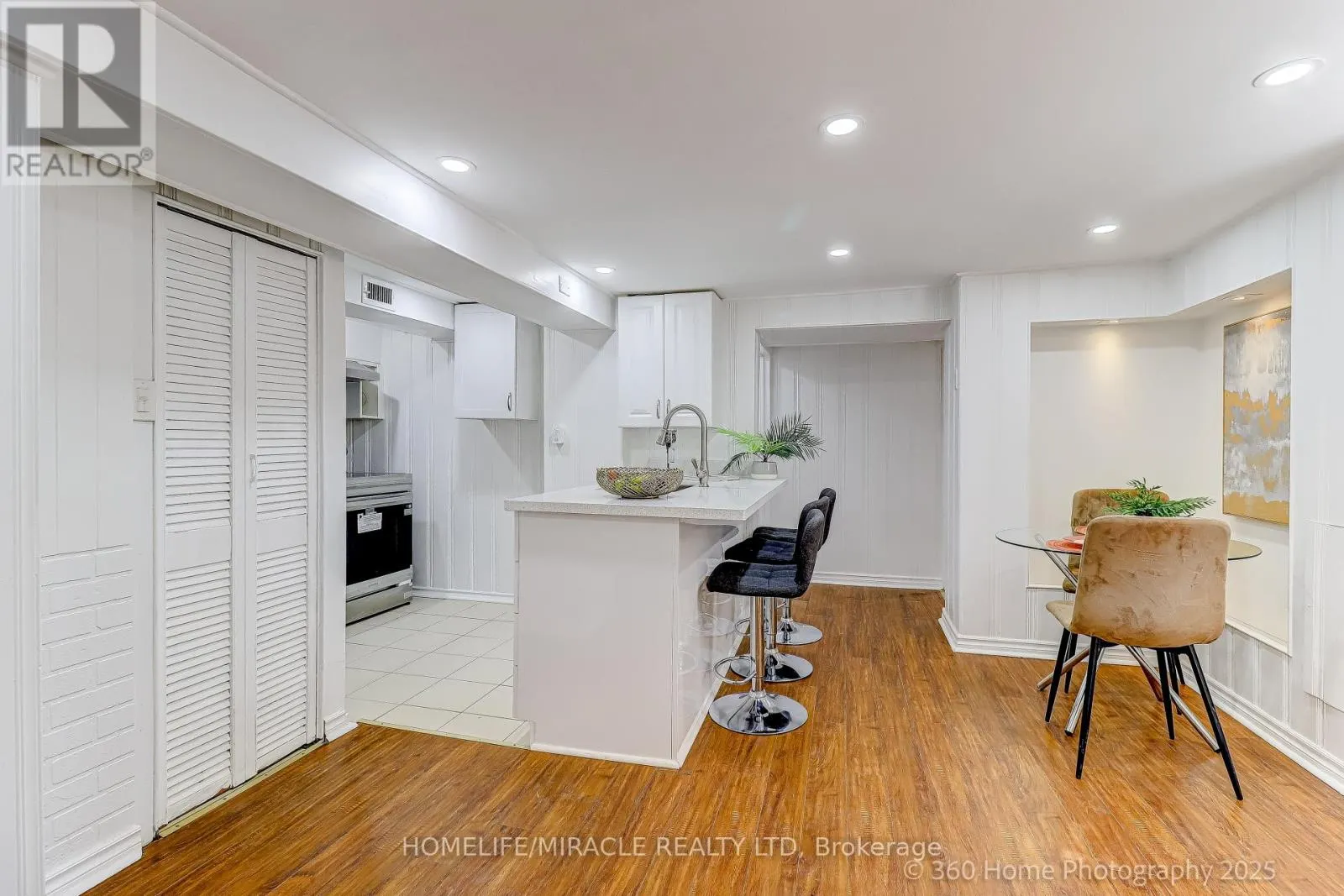 34 MERRIAN ROAD