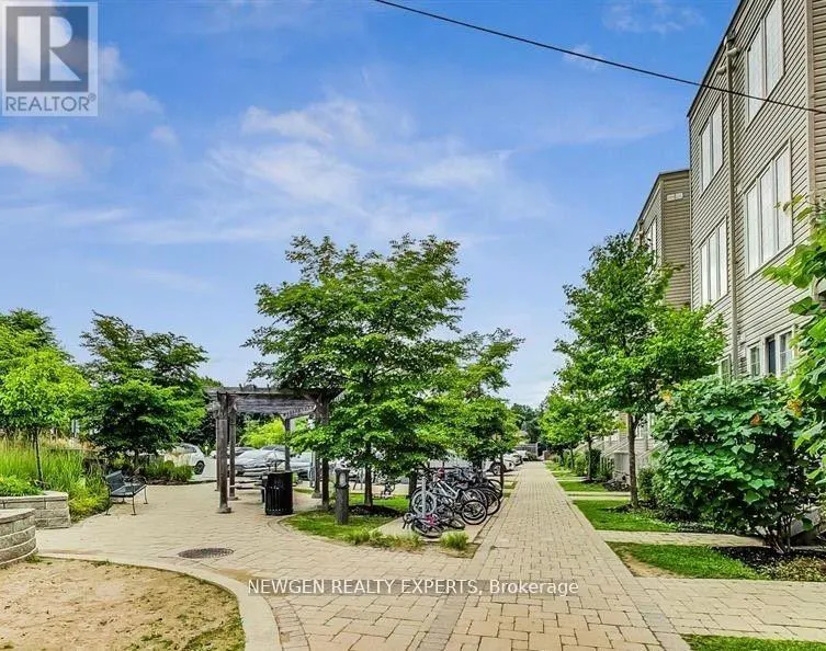 73 - 393 BEECHGROVE DRIVE