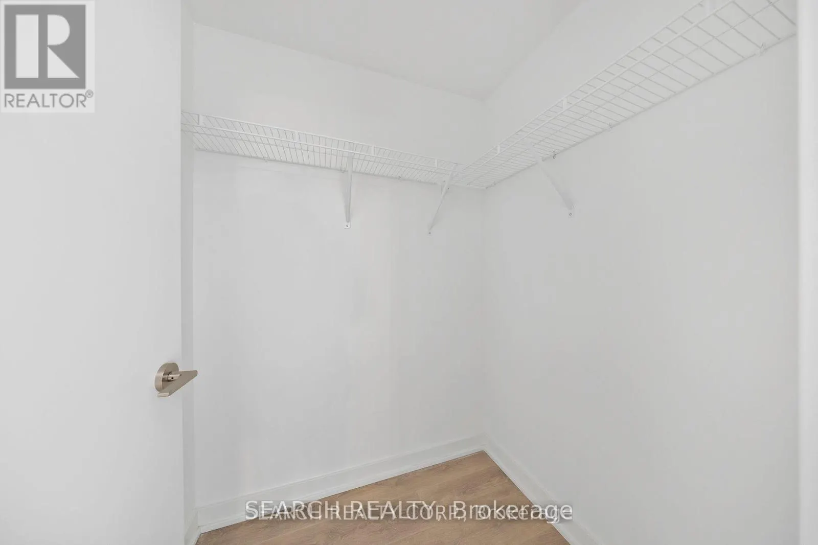 620 - 2033 KENNEDY ROAD