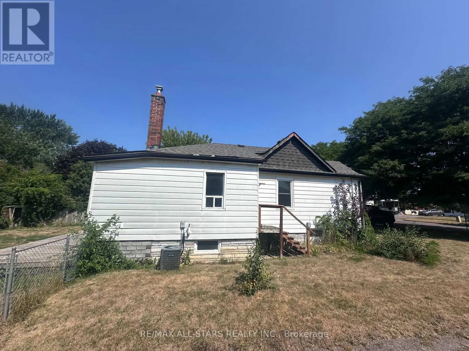 86 CROMWELL AVENUE